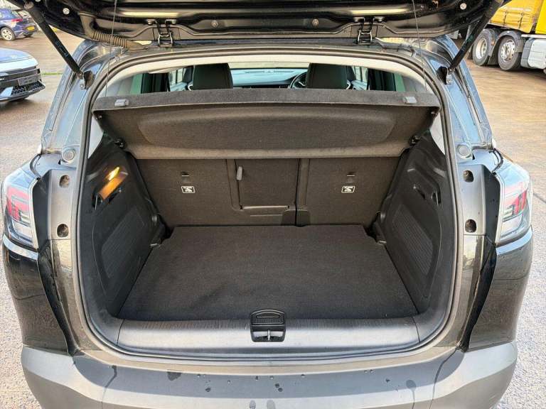 2022 Vauxhall Crossland Ultimate Turbo HATCHBACK Petrol Manual