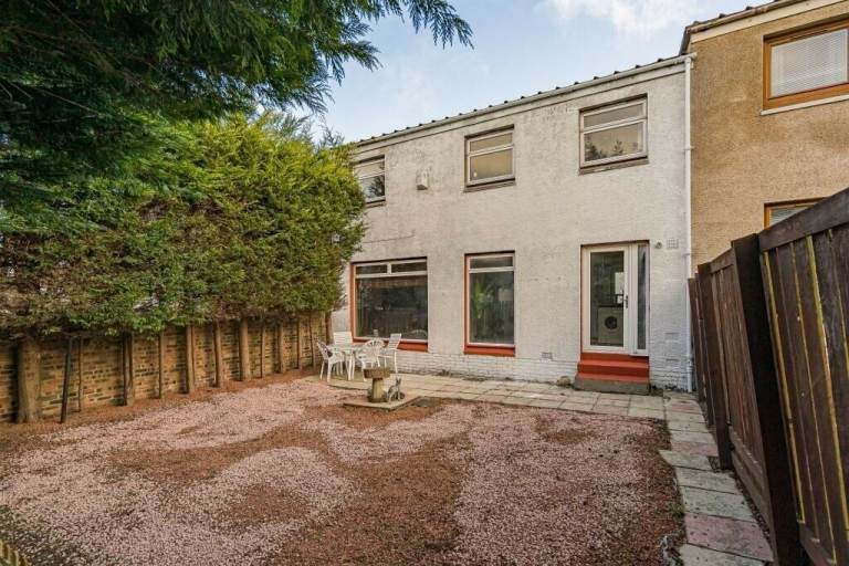 Double bedroom Room to rent near KING'S Buildings Cameron TOLL LIBERTON 