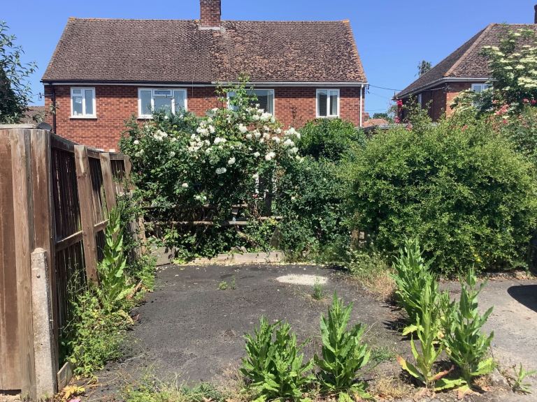 Ledbury - Double room in shared Family home; please read carefully