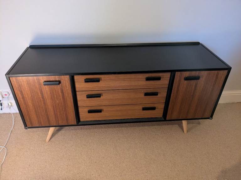 Vintage sideboard 