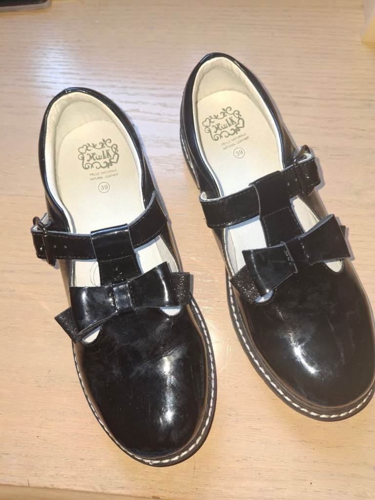 Lelli Kelli Julia Black Patent Leather Girls Shoes - Size 6 (39)