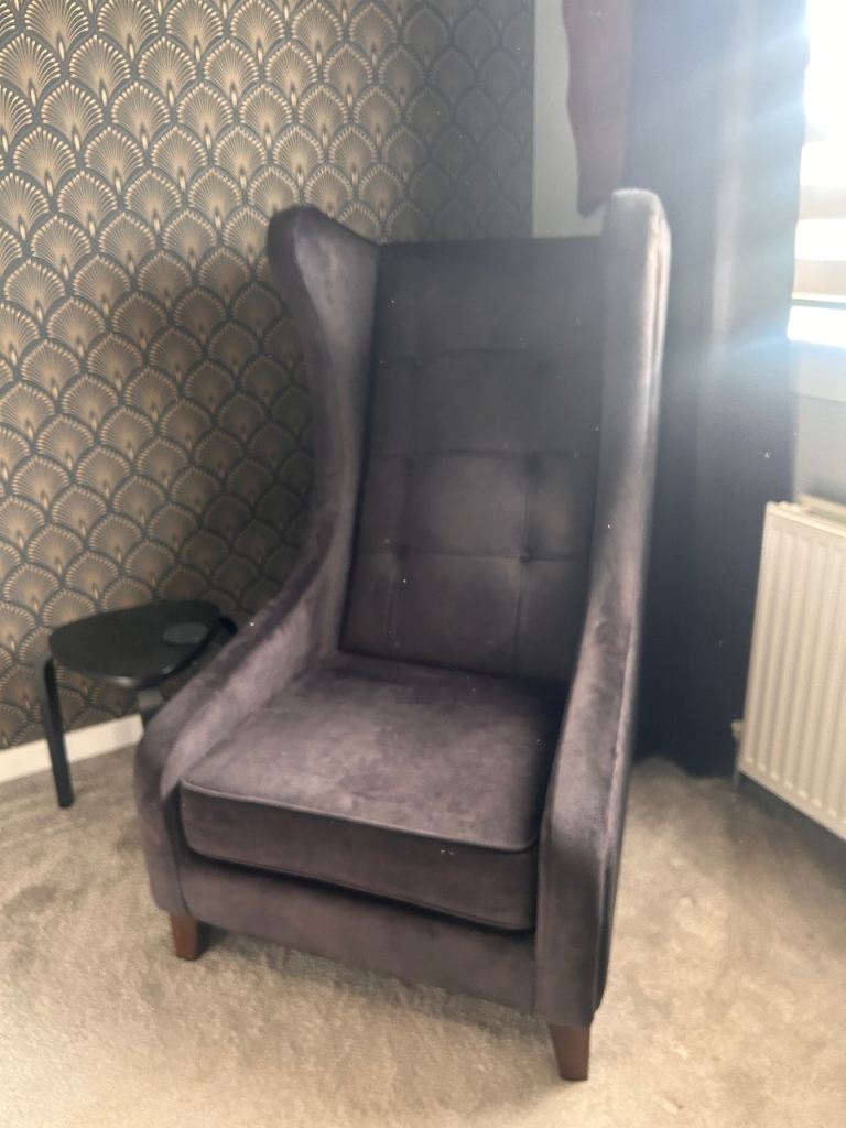 Stylish Sterling Furniture Black Velvet Wingback Armchair - Excellent Condition