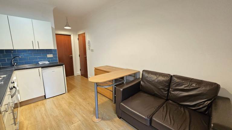 Modern one bedroom flat to rent on Willesden High Road