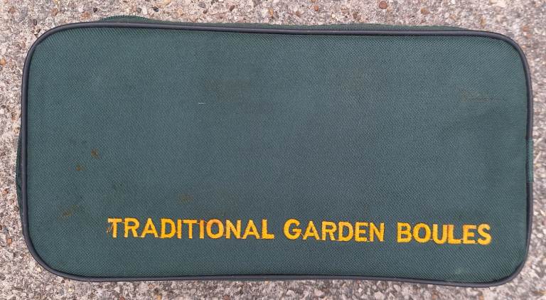 Traditional Garden Boules Set in Carry Case
