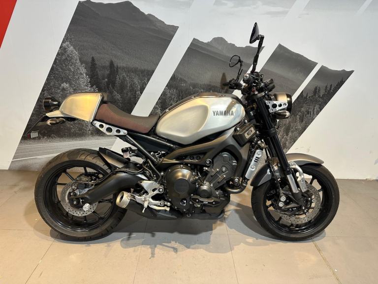 Yamaha XSR 900 ABS MTM 850 2017 with 3684 miles + extra's 