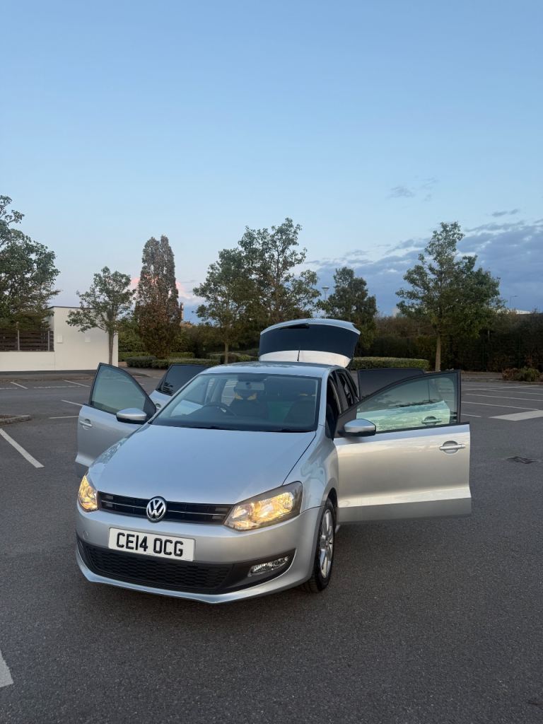 Volkswagen, Polo 2014, 2 owners, Apple car play