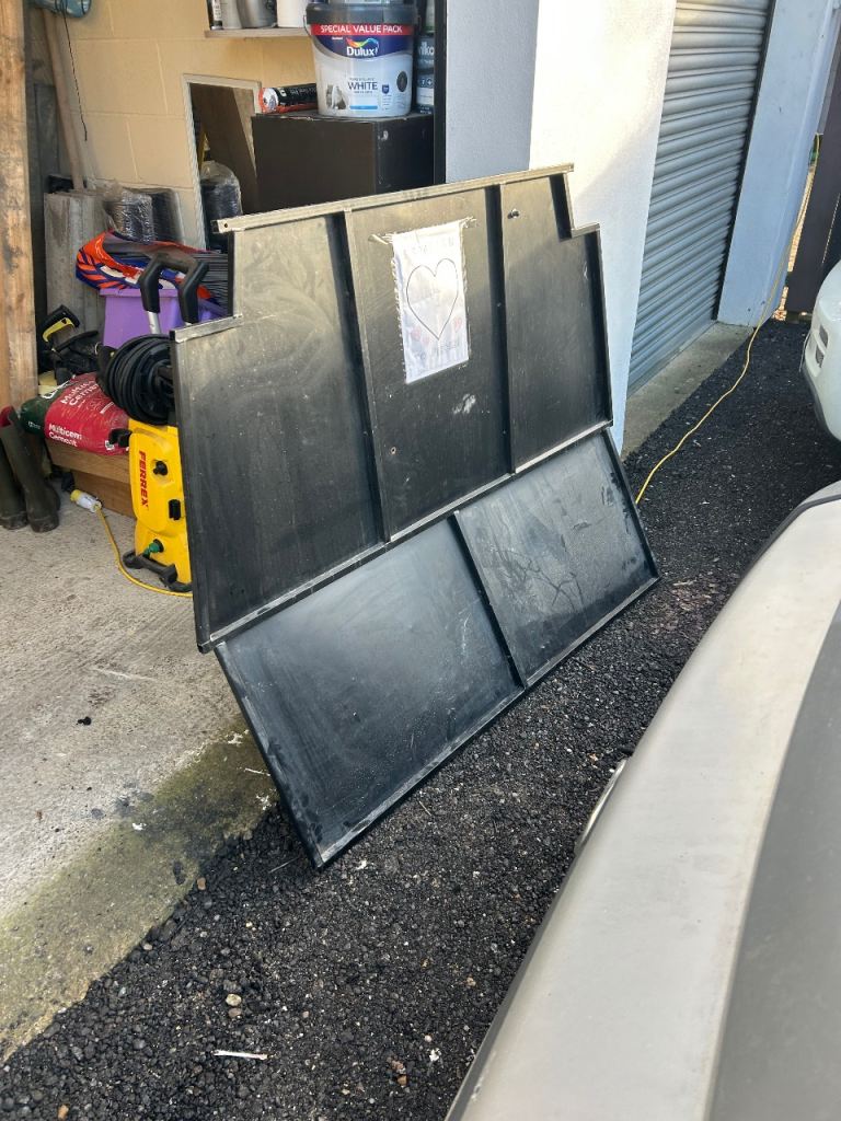 Peugeot partner Bulk head 