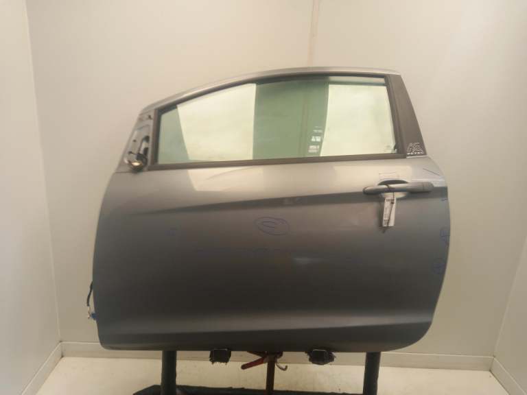 Ford Ka Left Front Door N/S 2008-2016 Strobe (Metallic) 3 Door Hatchback 1542365