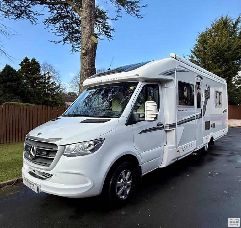 Auto-sleepers Burford Duo - 2021- 4 Berth -End Washroom - Motorhome for sale