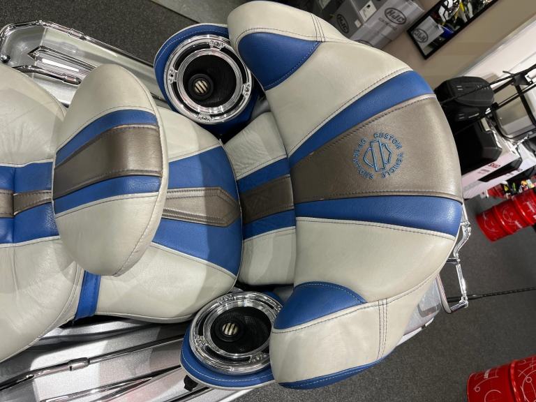 Harley-Davidson FLHTCUSE Electra Glide 1800, 2009