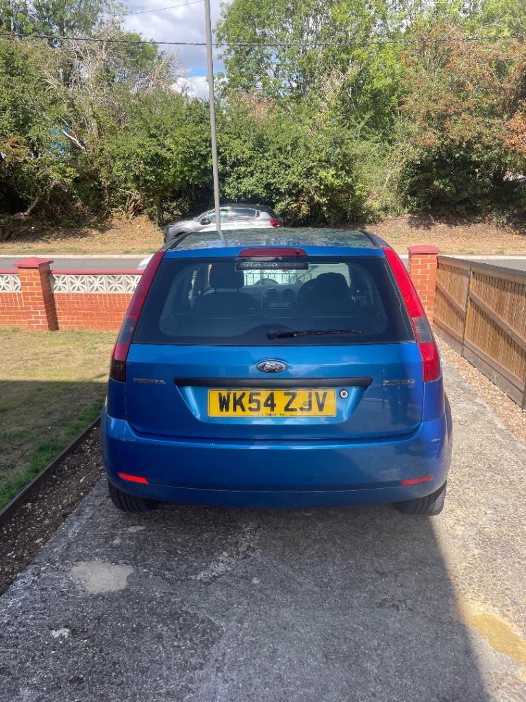Ford, FIESTA, Hatchback, 2004, Manual, 1388 (cc), 5 doors