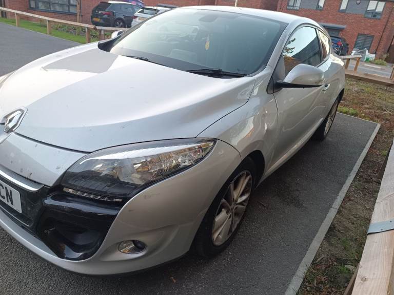 Renault, MEGANE, Coupe, 2012, Manual, 1461 (cc), 3 doors