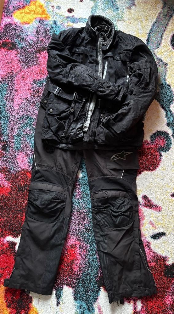 Alpinestars Textile Two-Piece Motorcycle Suit XL – Top Condition