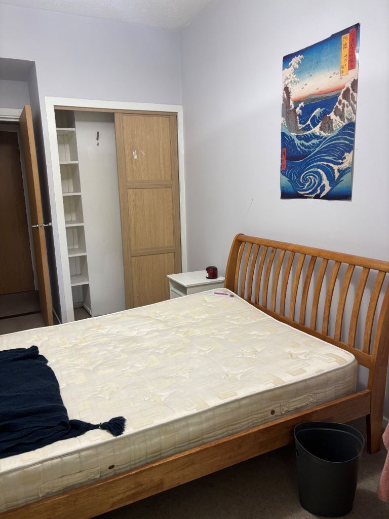 Short term let: Bedroom in Central Glasgow Flat