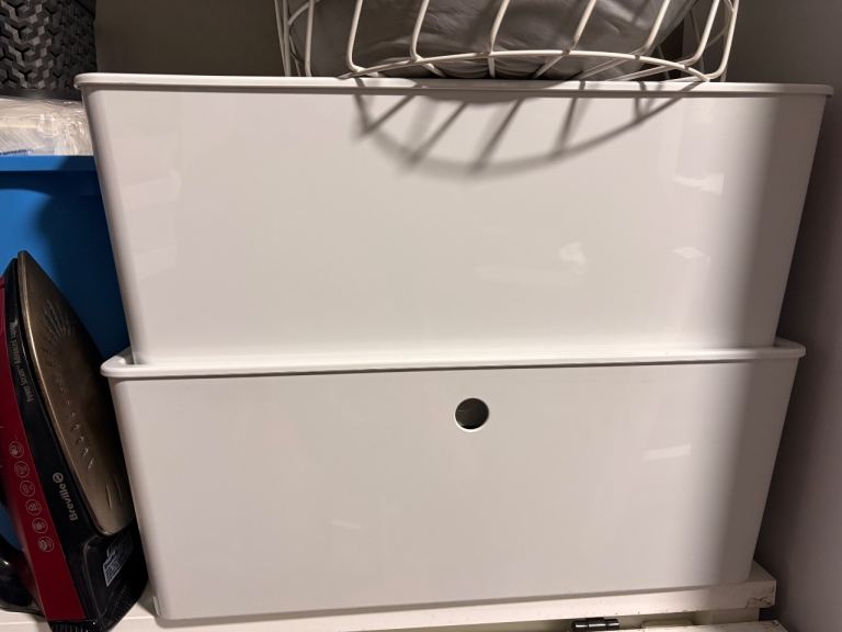 IKEA KUGGIS White Storage Boxes – w & w/o 8 Compartment Insert Nearly New