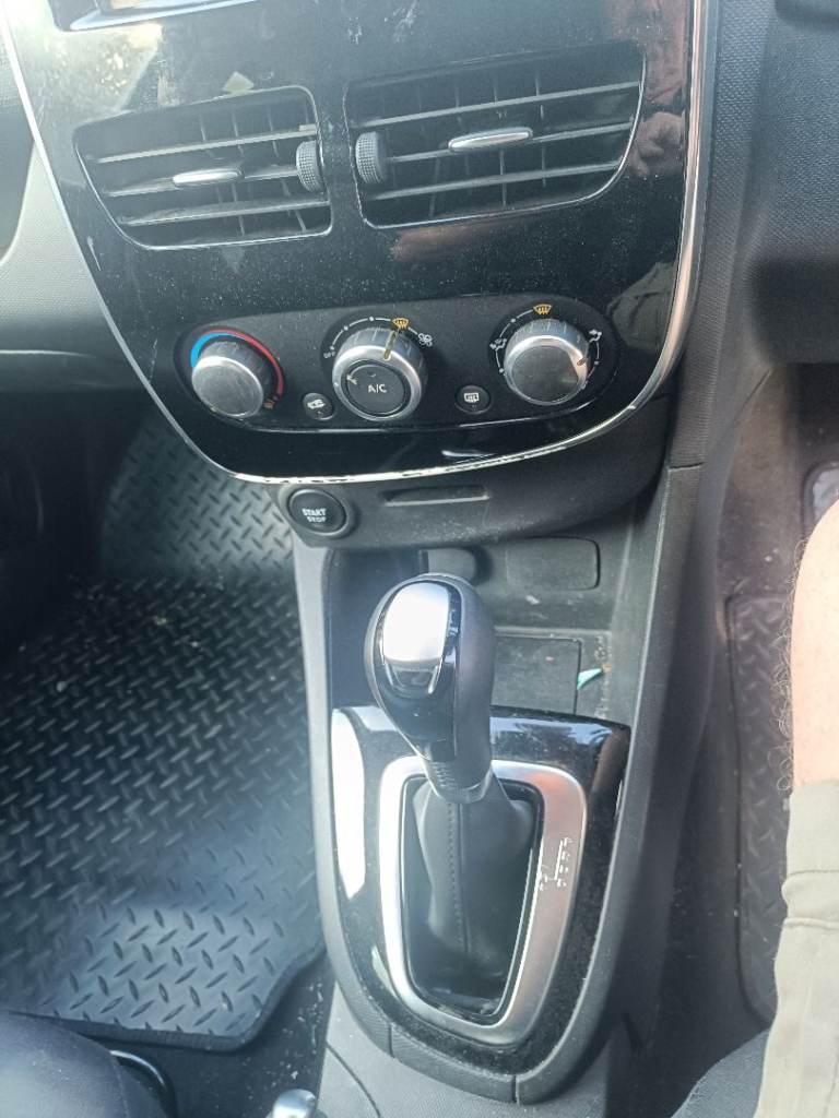 Renault Clio 1.5 diesel Automatic 