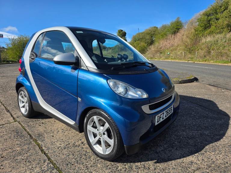 Smart fourtwo automatic 52k miles looks and drives perfectly 