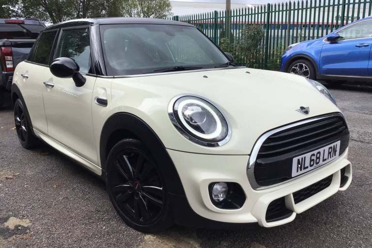 2018 MINI Hatch 1.5 Cooper Euro 6 (s/s) 5dr HATCHBACK Petrol Manual