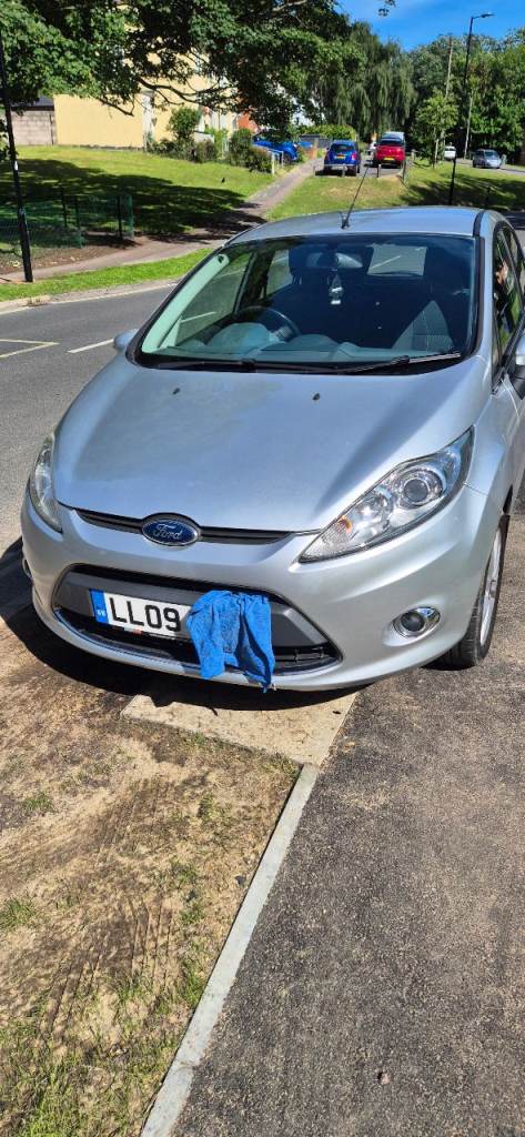 Ford fiesta 1.4 zetec automatic 