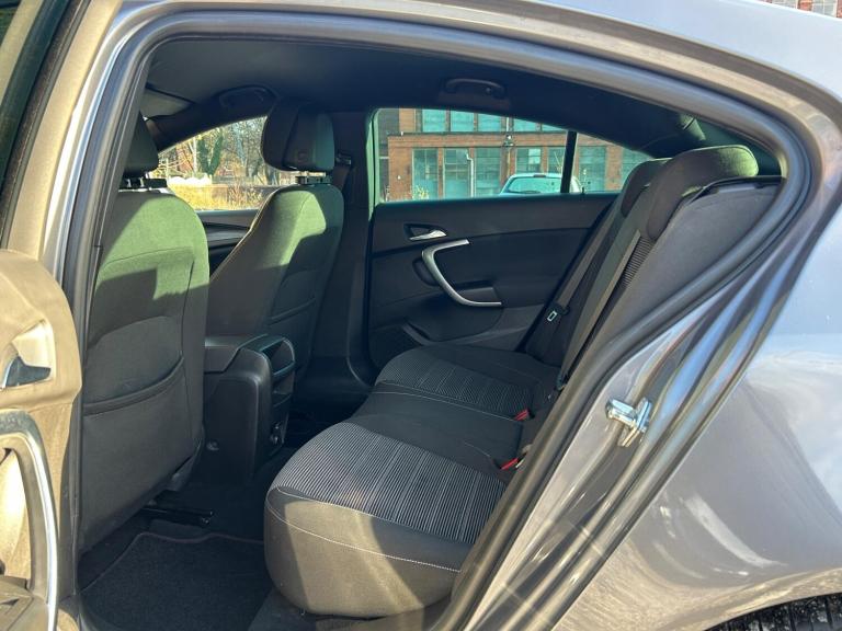 2016 Vauxhall Insignia 2.0 CDTi ecoFLEX SRi VX Line Nav Euro 6 (s/s) 5dr HATCHBACK Diesel Manual