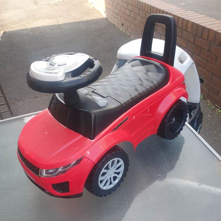 òToddlers Sports Car Walker, With Noises , Storage, Clean, Great Fun For kids