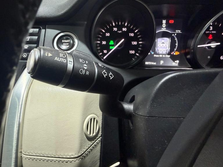 2017 Land Rover Discovery Sport 2.0 TD4 HSE Luxury Auto 4WD Euro 6 (s/s) 5dr ESTATE Diesel Automatic