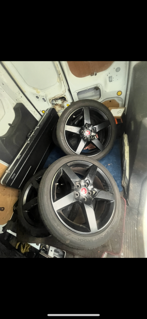 Jaguar 18 inch alloys