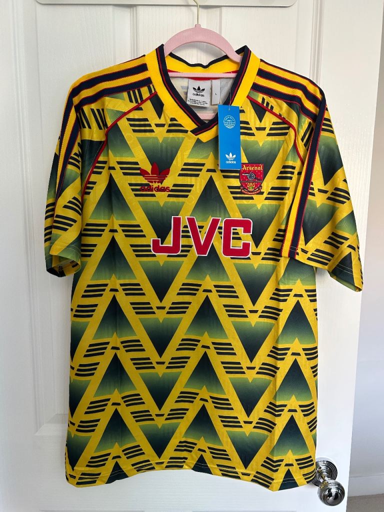 Arsenal shirt (NEW bruised banana)