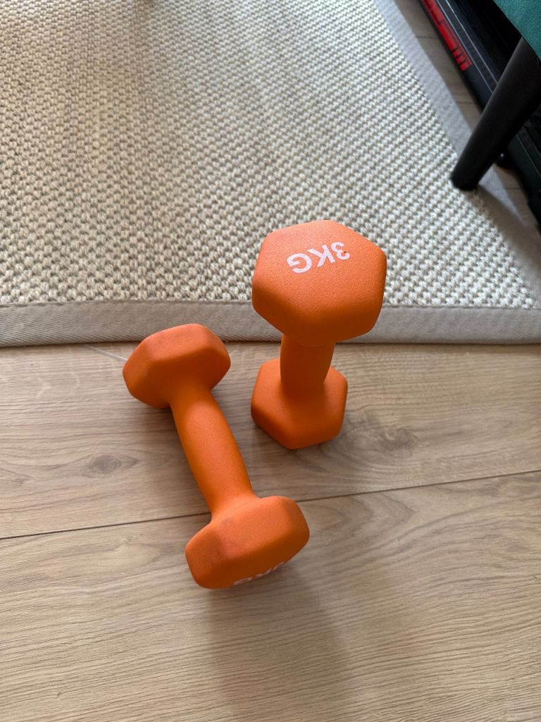 Pair of 3KG Orange Dumbbells – Good Condition
