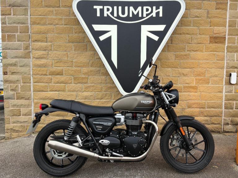 TRIUMPH SPEED TWIN 900-2022