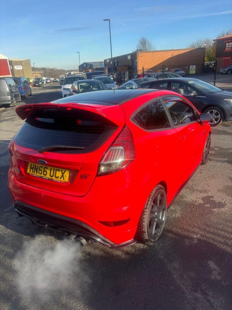 FORD FIESTA 1.0 T EcoBoost ST-Line 2016