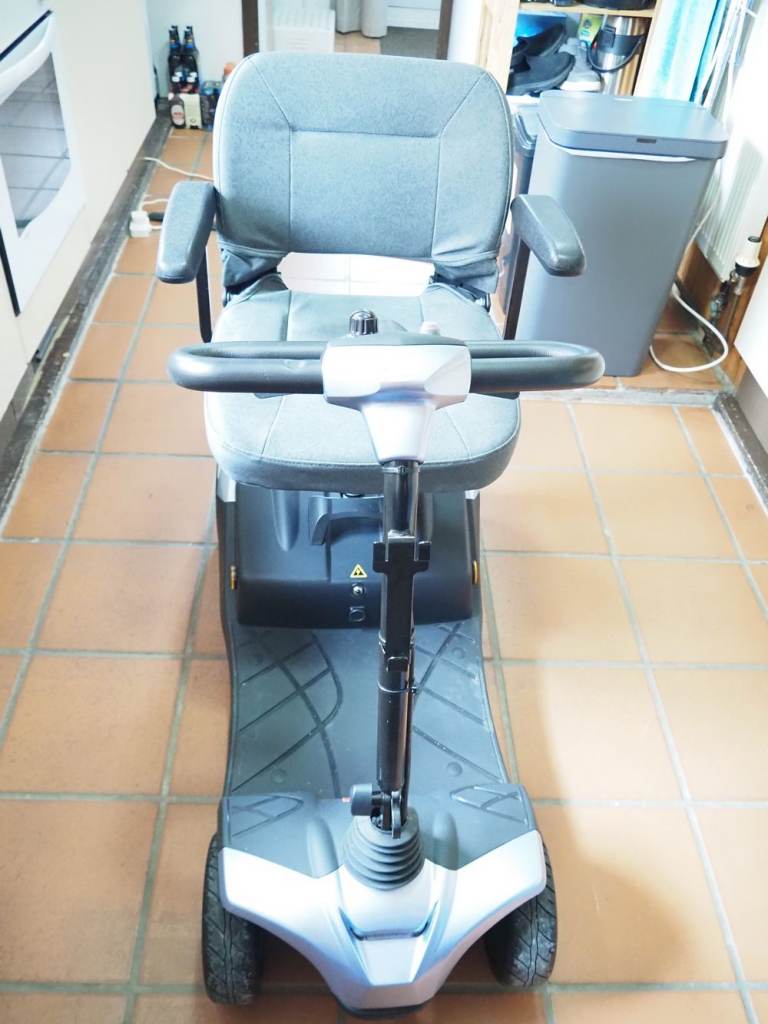 Ablize Stride Sport Scooter – Excellent Condition, Used Less Than 10 Times