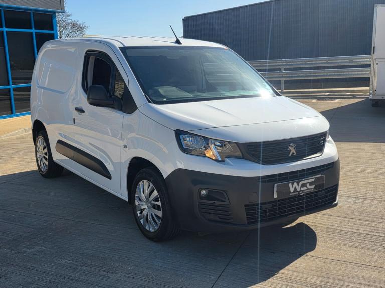 2020 Peugeot Partner 1000 1.5 BlueHDi 100 Professional Van . timing belt done  PANEL VAN Diesel M...