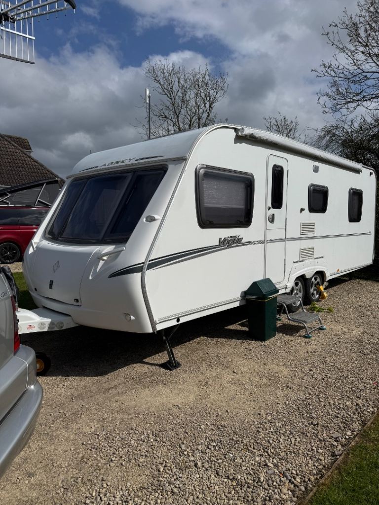 Abbey Vogue 610 Twin Axle Caravan