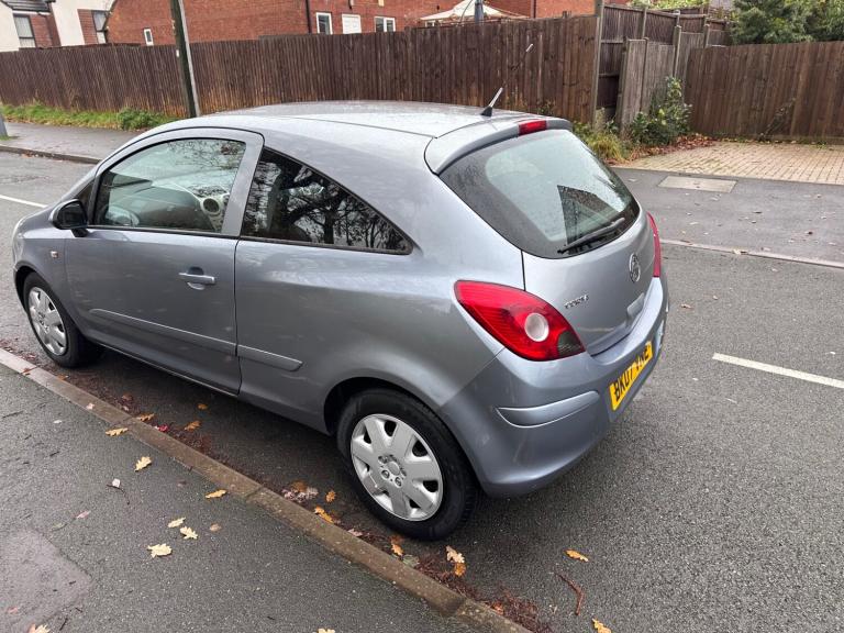 2007 Vauxhall Corsa 1.2i 16V Club 3dr [AC] HATCHBACK Petrol Manual
