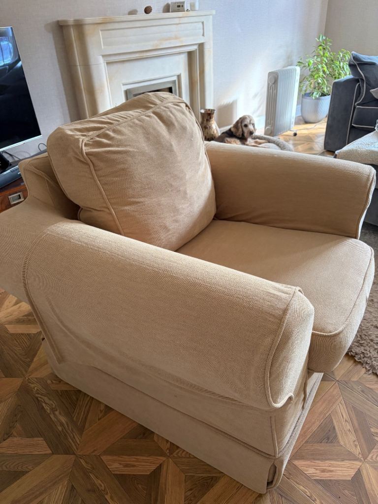 Comfy Beige Armchair – Good Condition