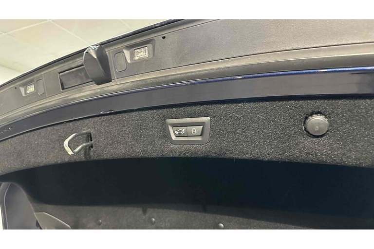 2022 BMW 8 Series Gran Coupe 3.0 840d MHT M Sport Saloon 4dr Diesel Hybrid Steptronic xDrive Euro...