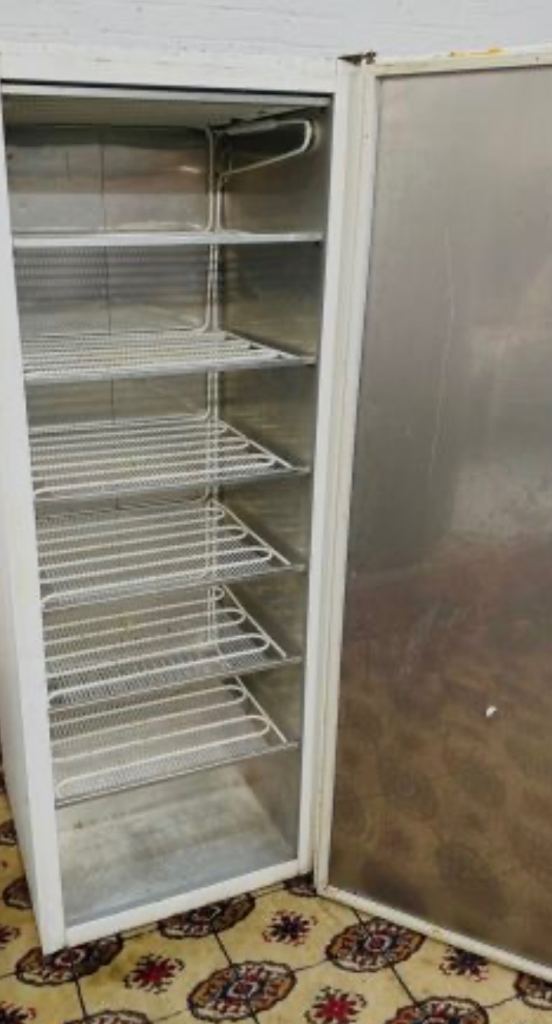 Freezer tall freestanding