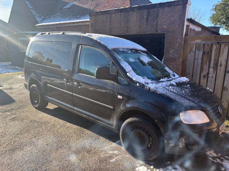 Black Volkswagen, CADDY MAXI LIFE, 1.9TDI PD105, MPV, 2010, Manual, 1896 (cc), 5 doors