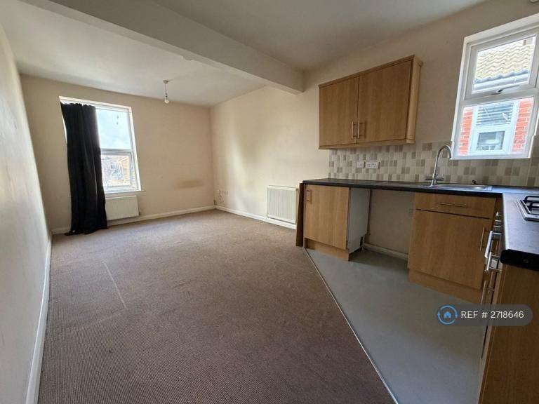 Studio flat in Southampton Road, Eastleigh, SO50 (#2718646)