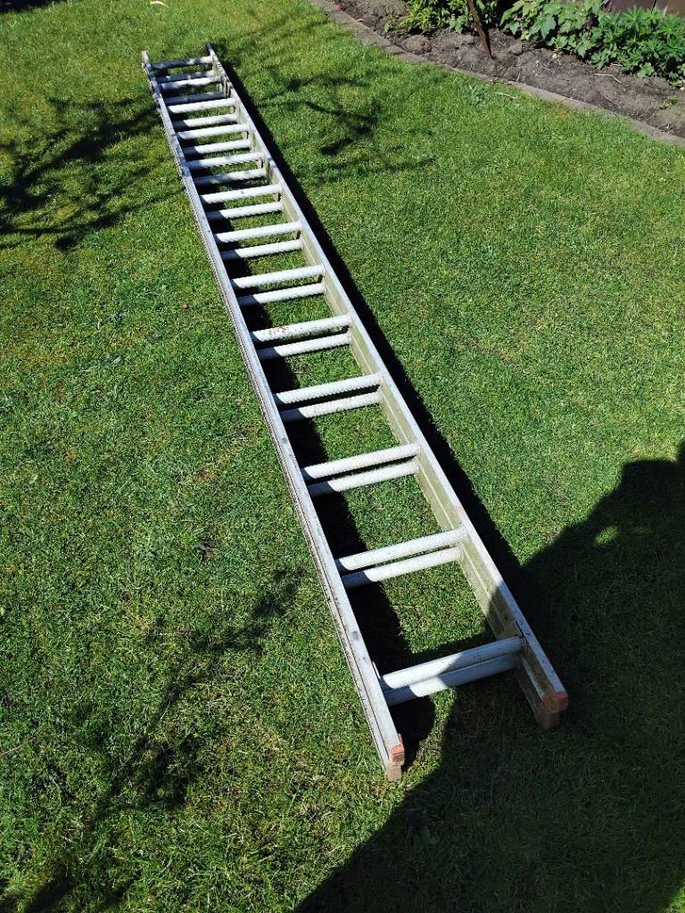 2 piece   13 rung aluminium  extension ladder