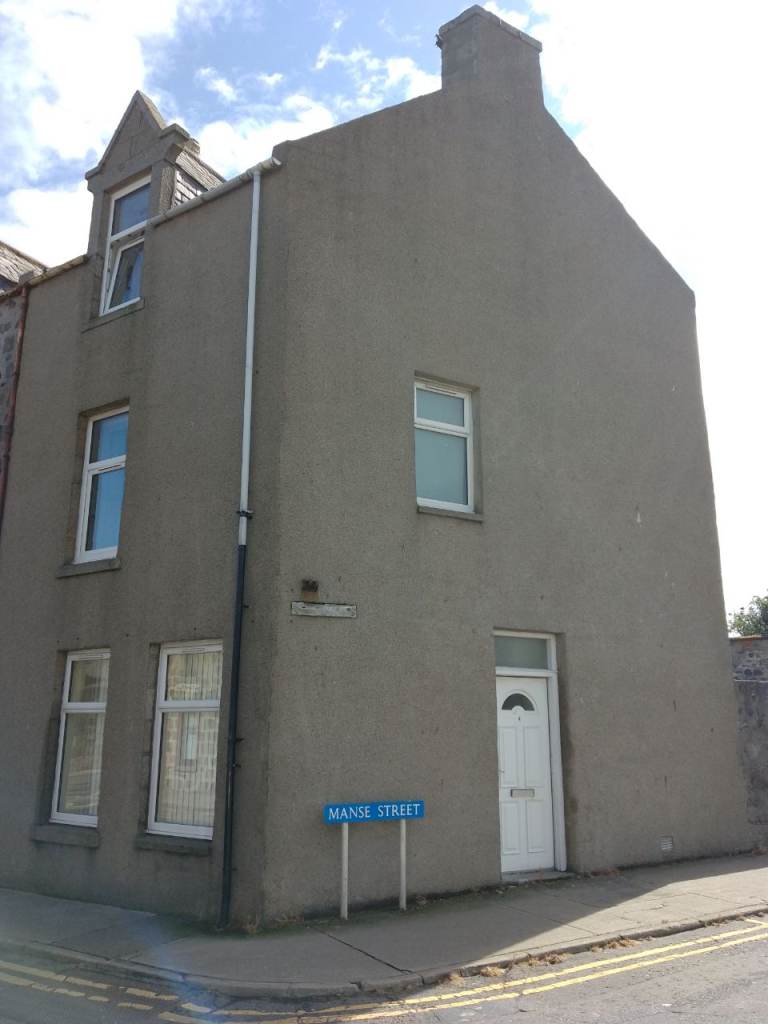Caroline place Fraserburgh buy for £300 per month