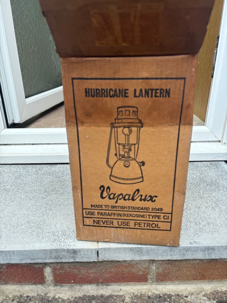 Vapalux Hurricane M320 lantern
