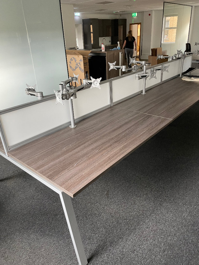 Pod of 6 desks with partitions 