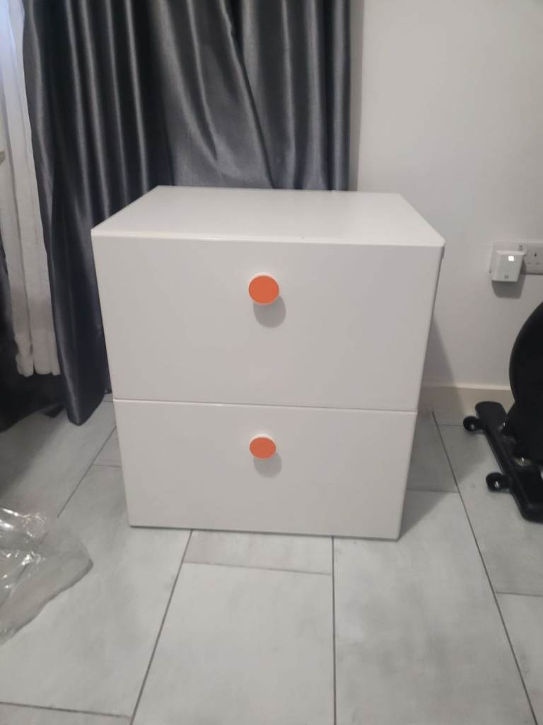 White Chest of Drawers, delivery for extra £10 in Andover