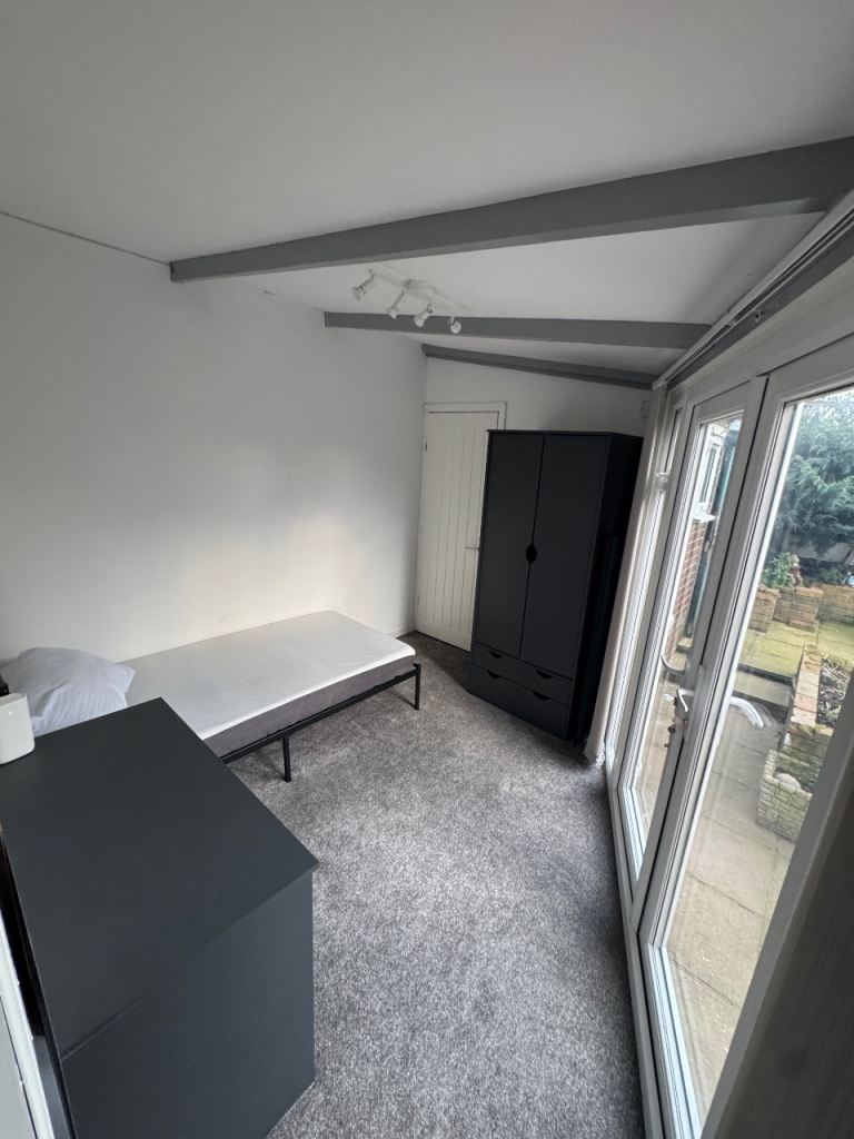 New En-suite double room 