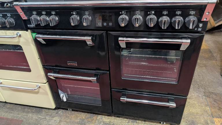 STOVES RICHMOND DELUXE 100CM DUAL FUEL BLACK COOKER-6 BURNERS INC 2 WOK-GRILL-4 OVENS-NEW GRADED
