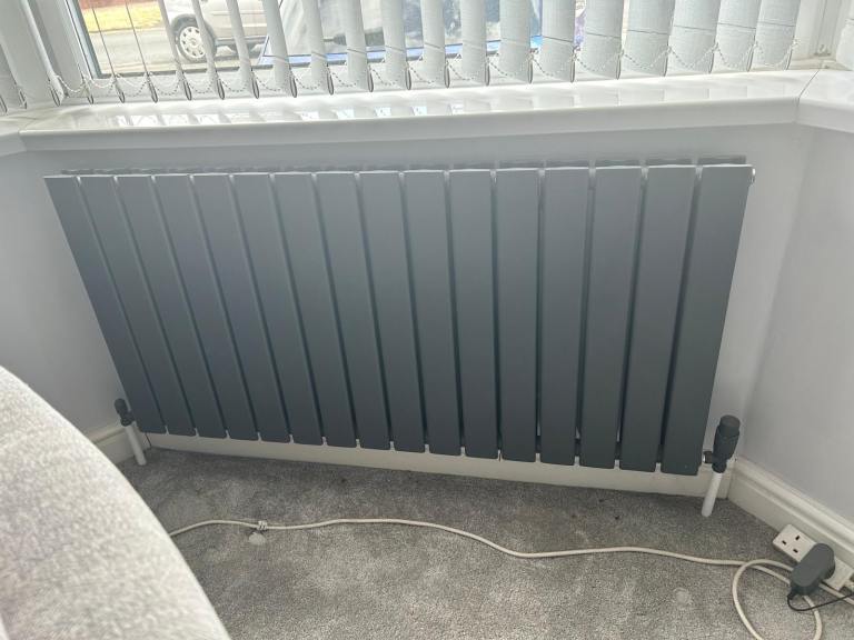 Horizontal Modern 120cm x 60cm Double Flat Panel Anthracite Radiator