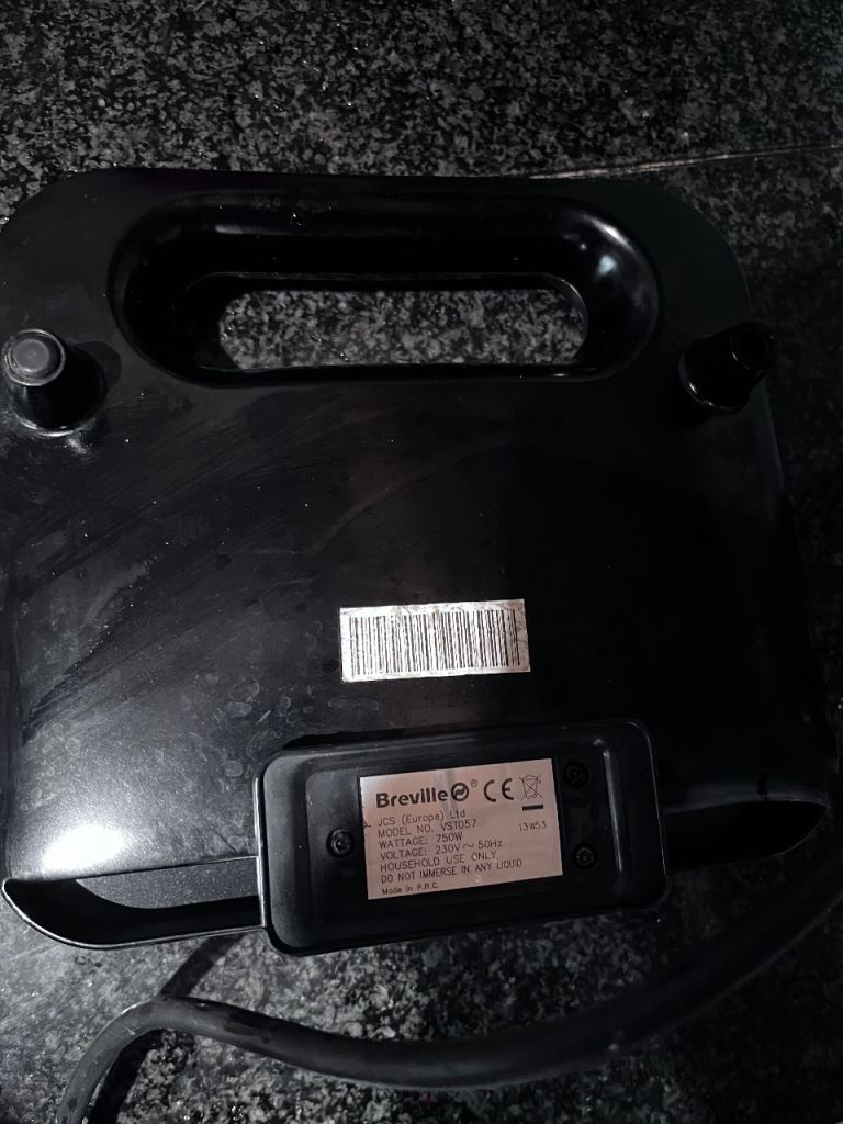 Sandwich toaster