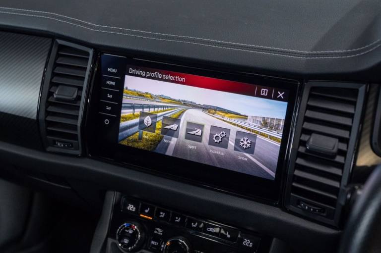 2022 Skoda Kodiaq 2.0 TDI SportLine SUV 5dr Diesel DSG 4WD Euro 6 (s/s) (7 Seat) (200 ps) ESTATE ...